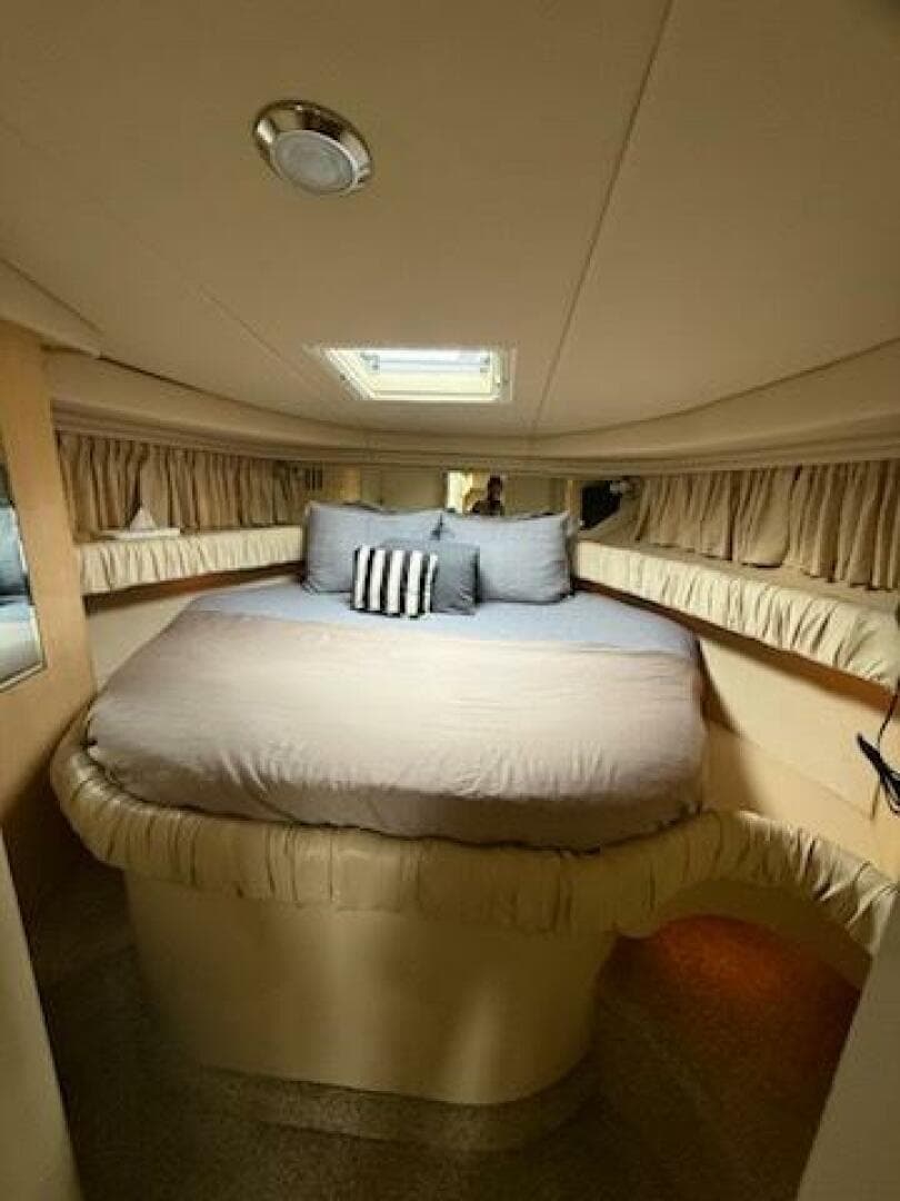 2000 Sea Ray 380 Sundancer