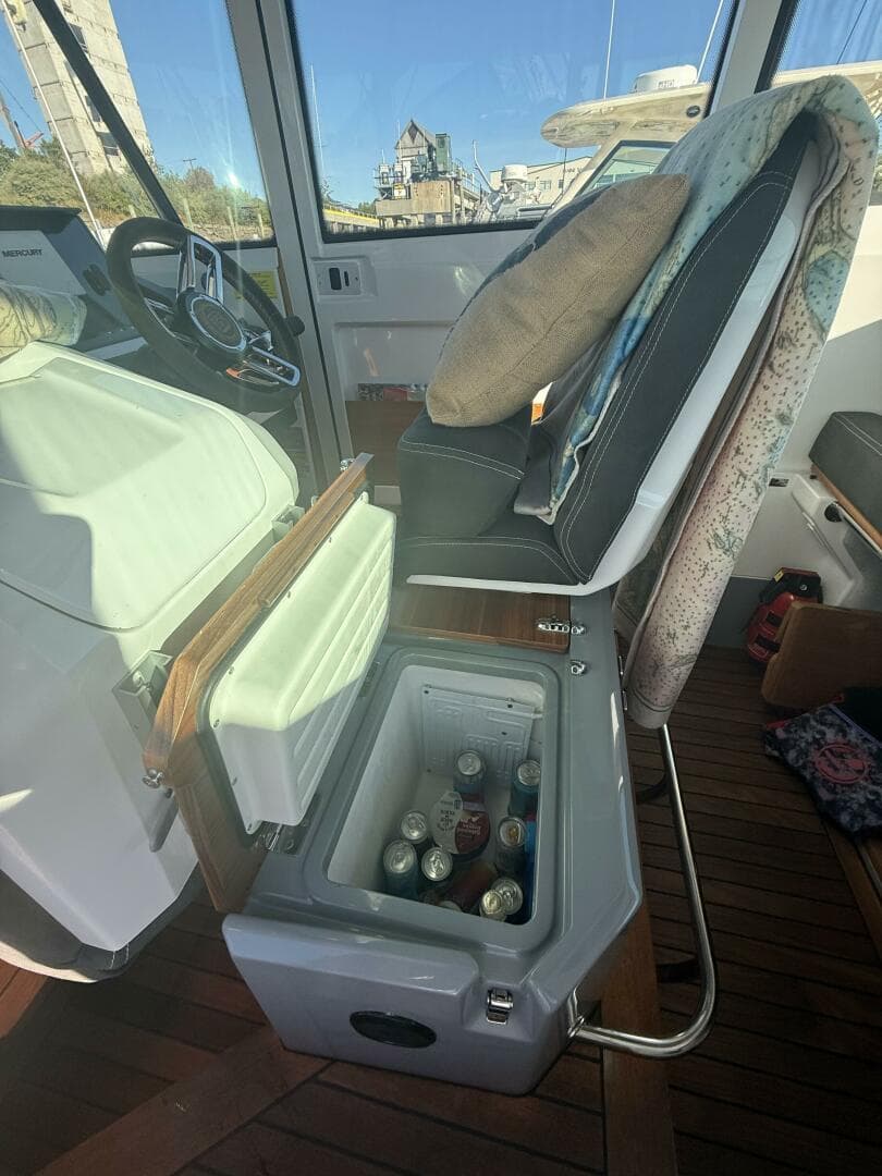 2019 Axopar 28 Cabin