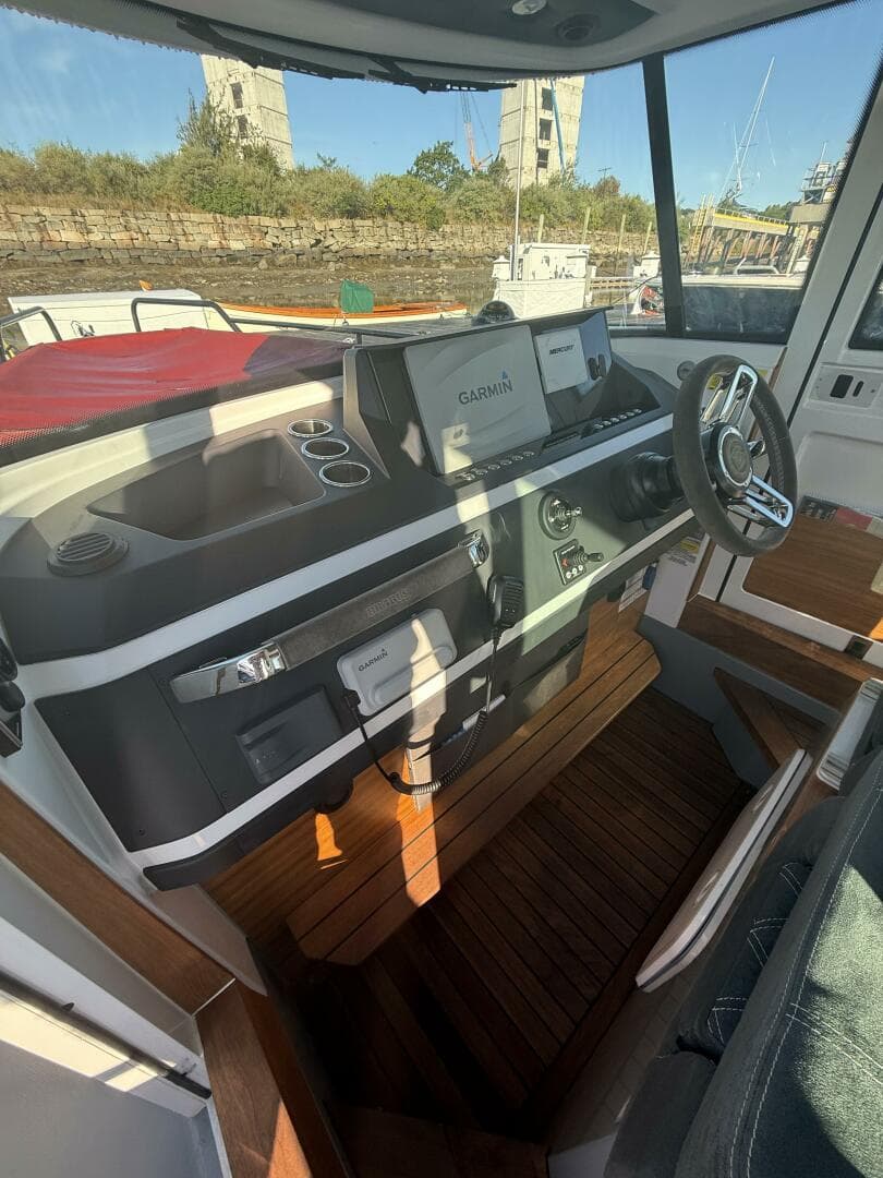 2019 Axopar 28 Cabin