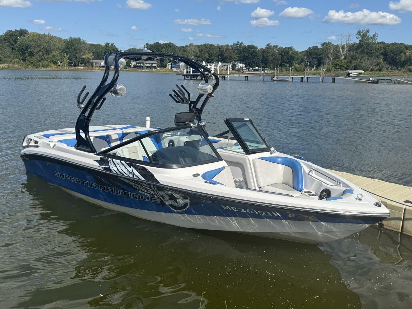 2010 Correct Craft Super Air Nautique