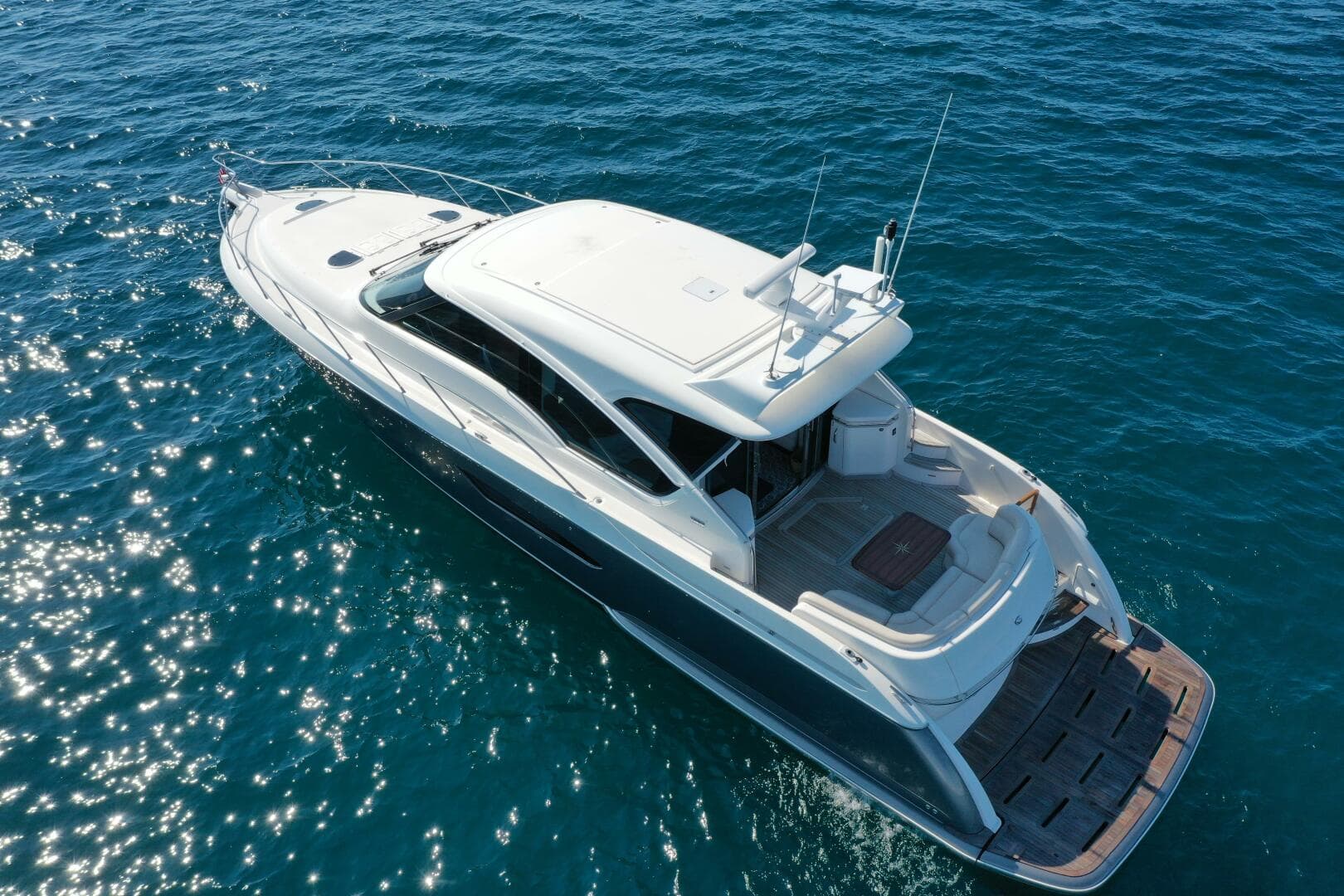 2014 Tiara Yachts 5800 Sovran