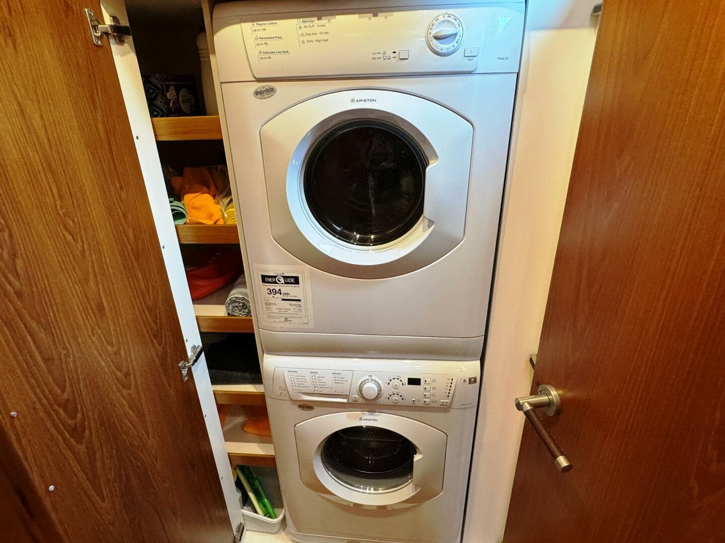 2014 Tiara Yachts 5800 Sovran