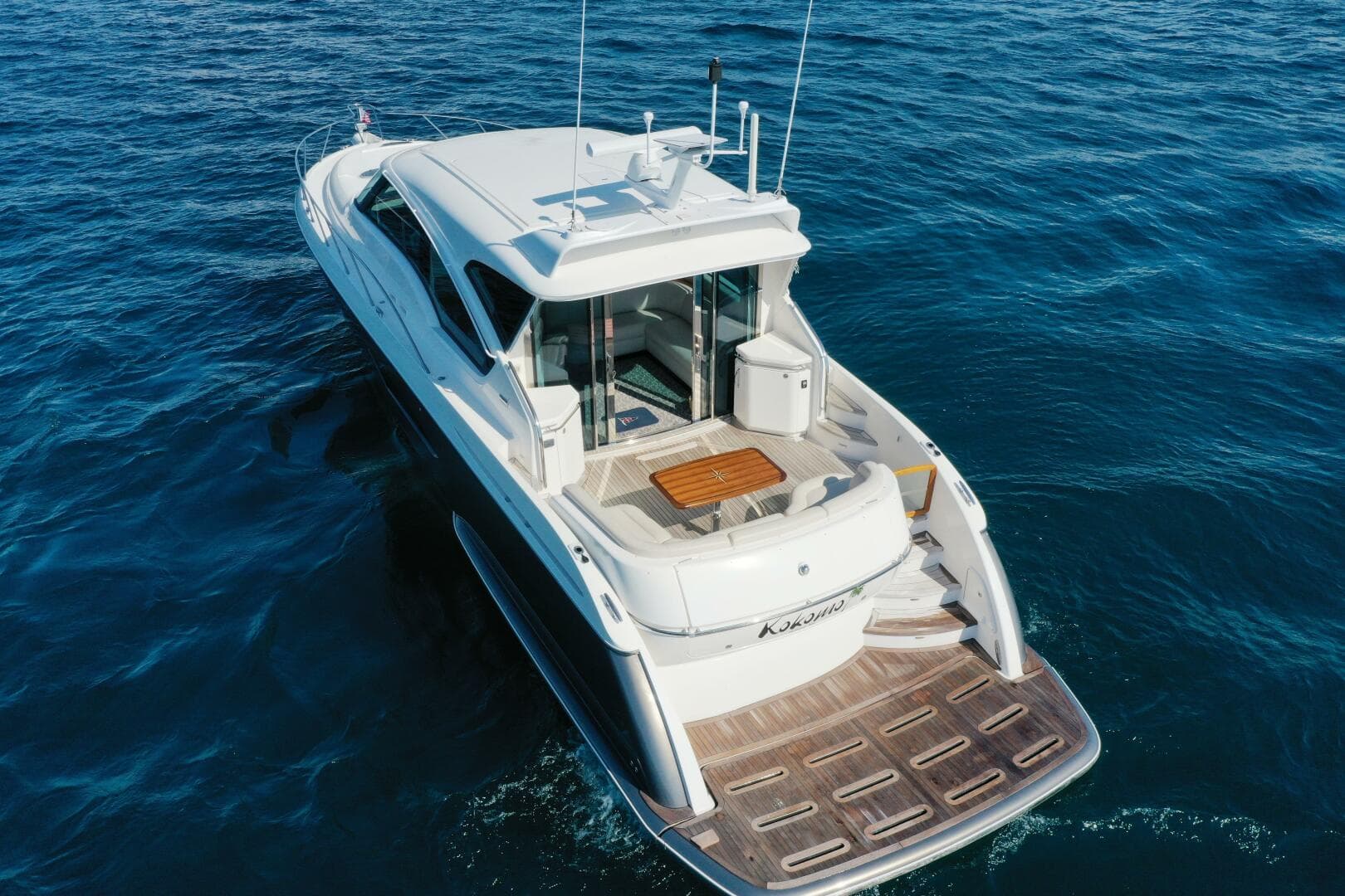 2014 Tiara Yachts 5800 Sovran