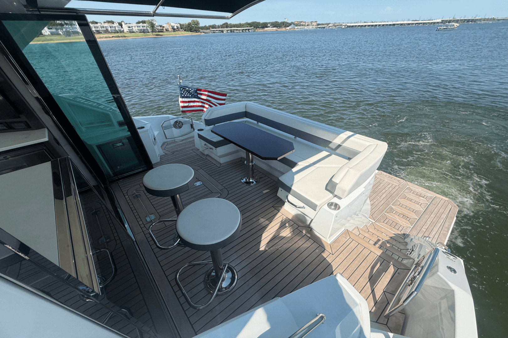2020 Cruisers Yachts 50 CANTIUS