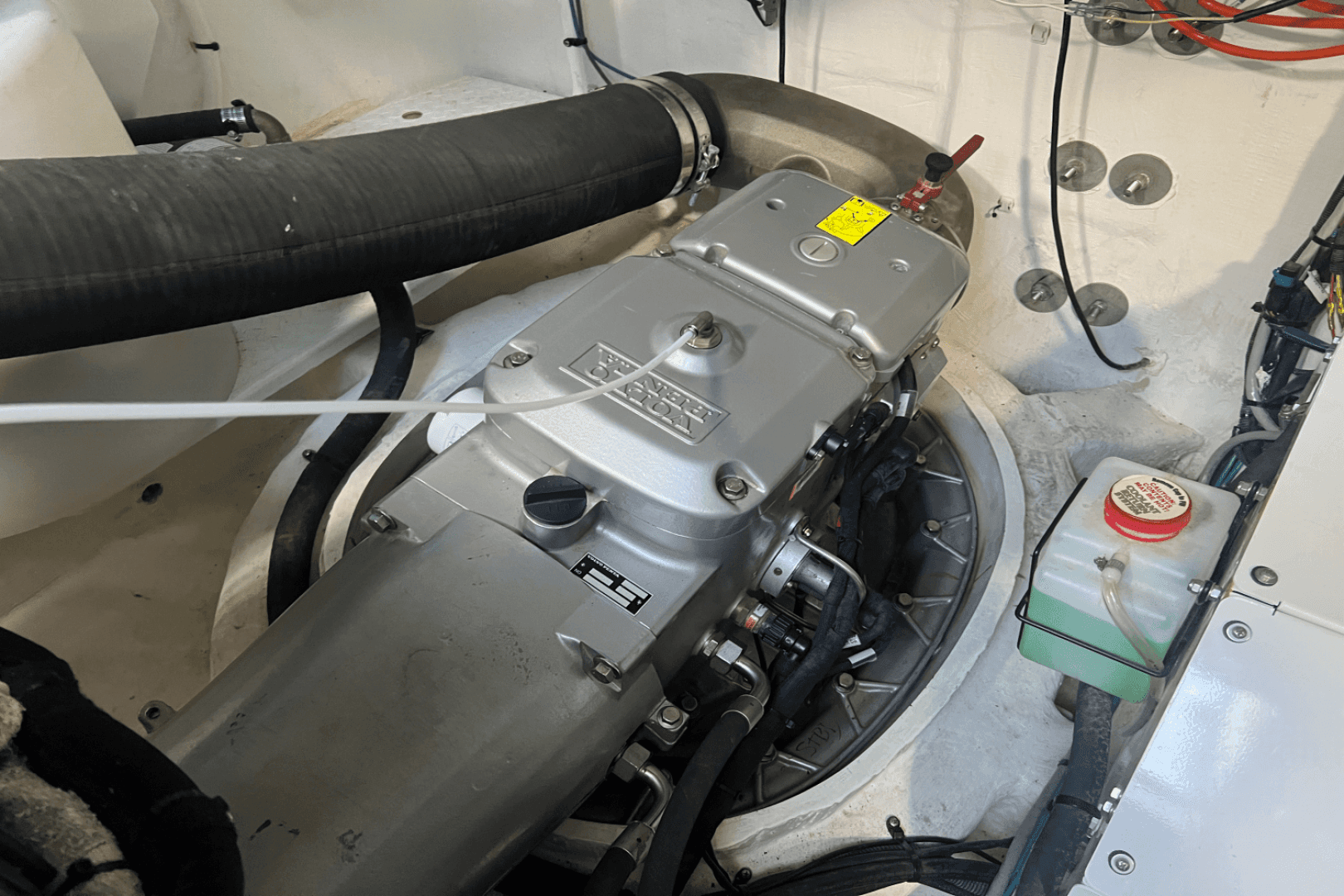 2020 Cruisers Yachts 50 CANTIUS