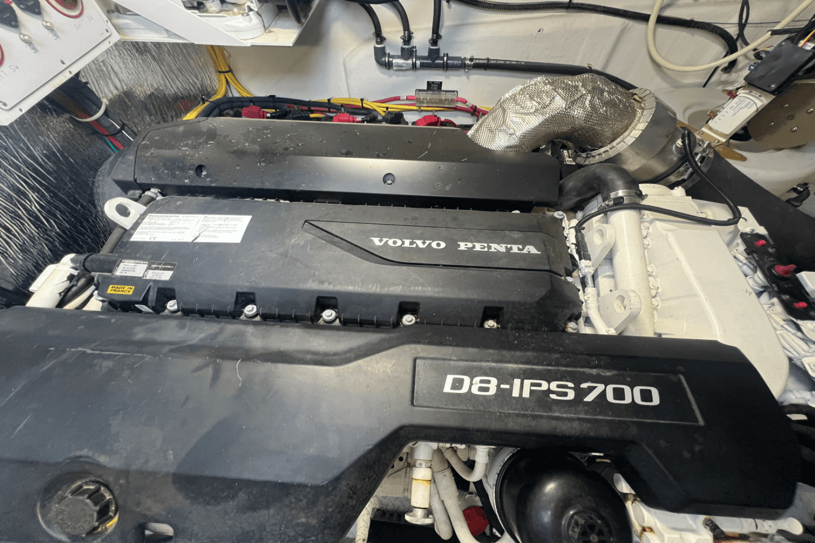 2020 Cruisers Yachts 50 CANTIUS