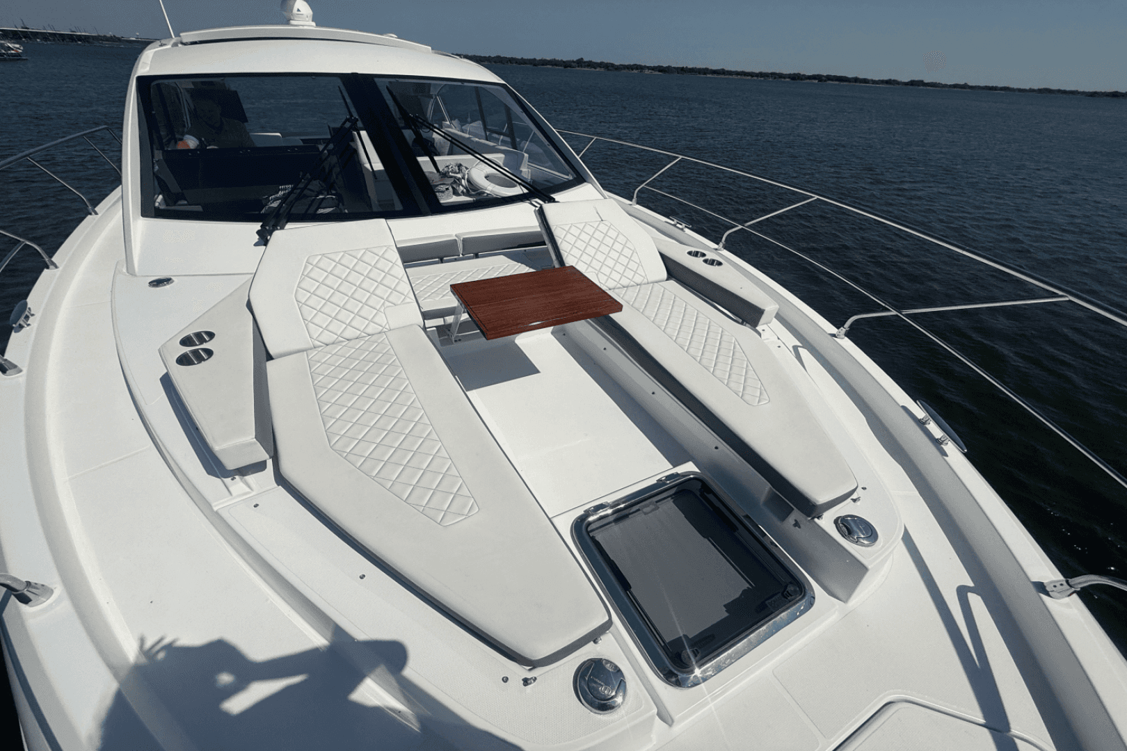 2020 Cruisers Yachts 50 CANTIUS