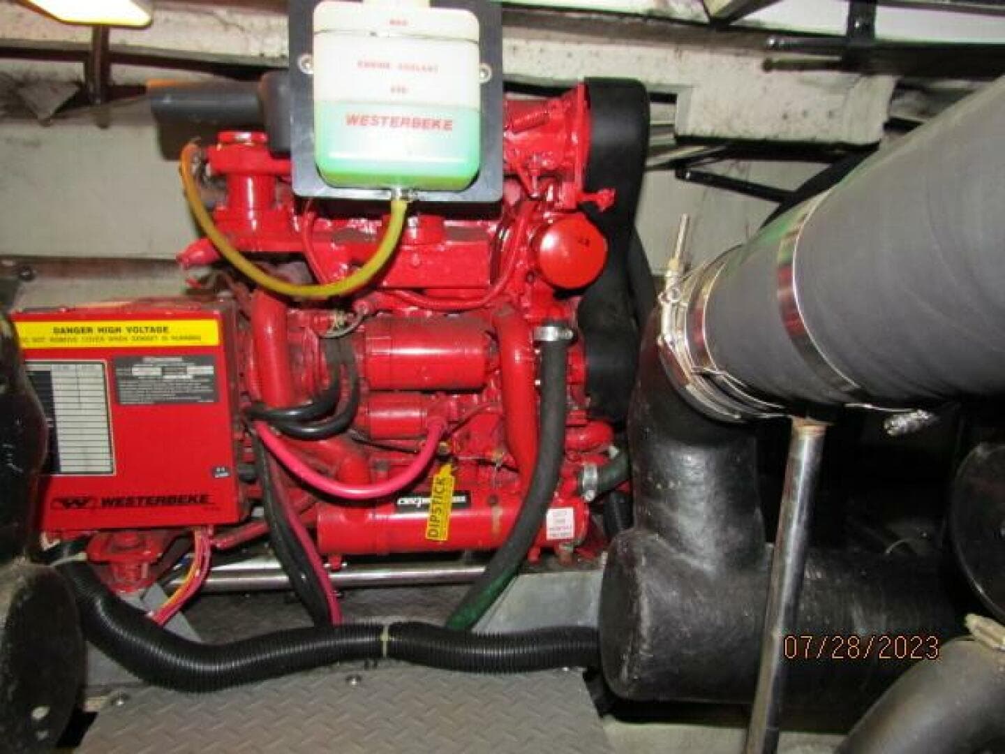 2001 Regal 3780 Commodore