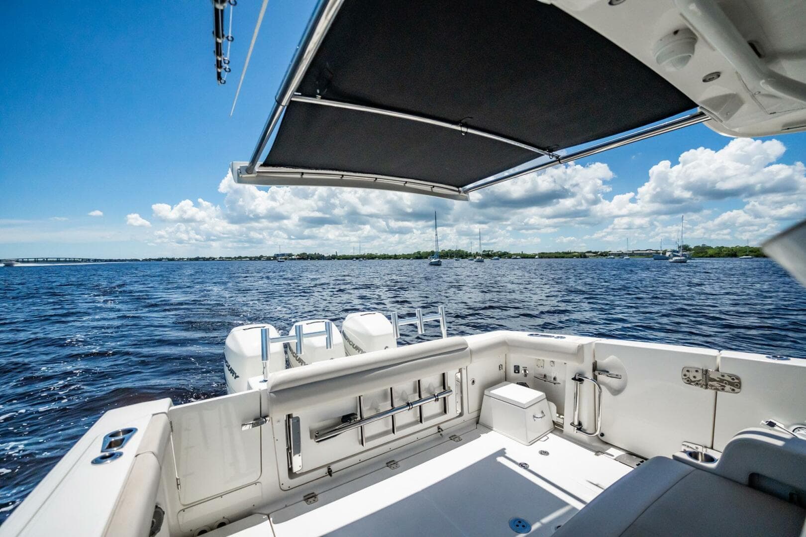 2018 Boston Whaler 380 Outrage