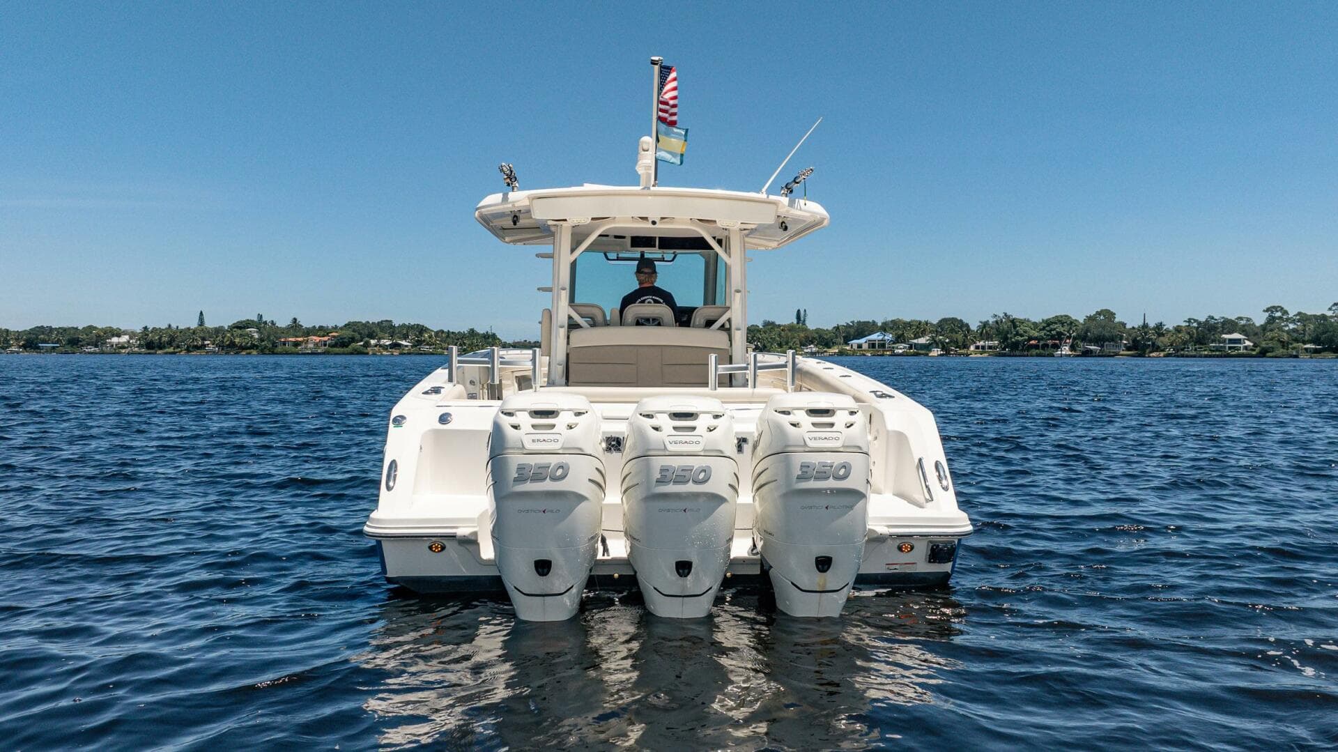 2018 Boston Whaler 380 Outrage