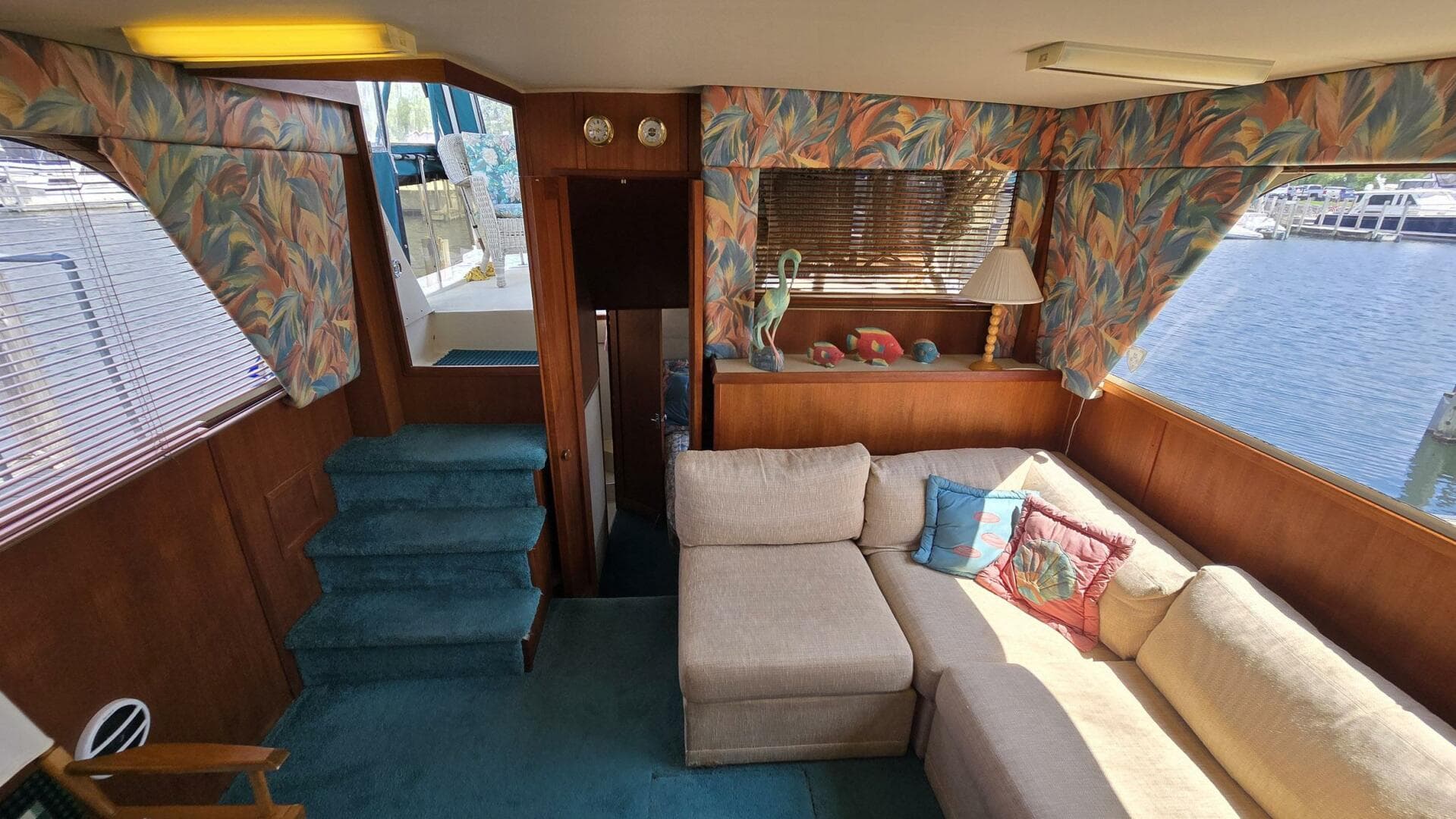 1987 Chris-Craft 362 Catalina