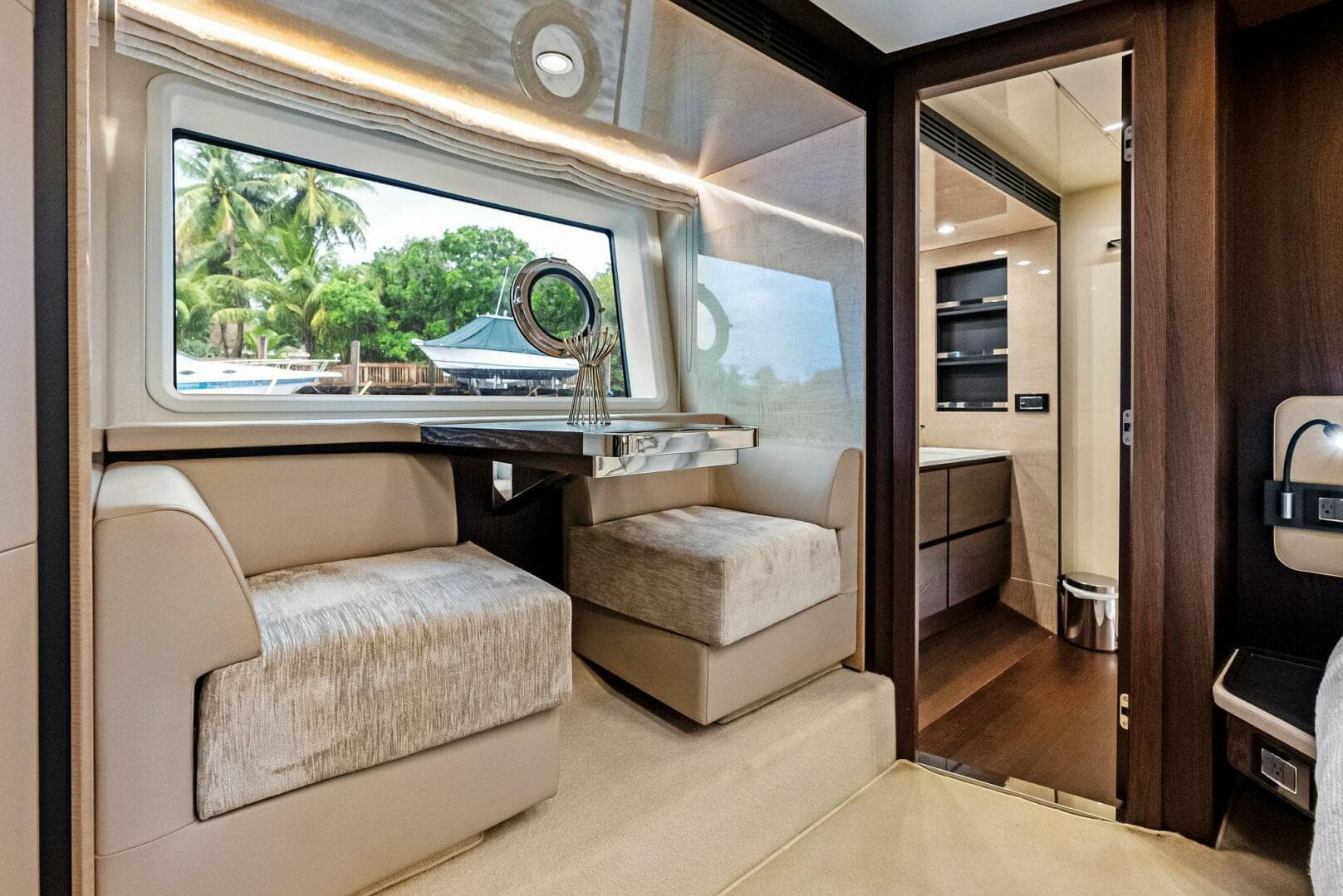 2017 Azimut 72 Flybridge