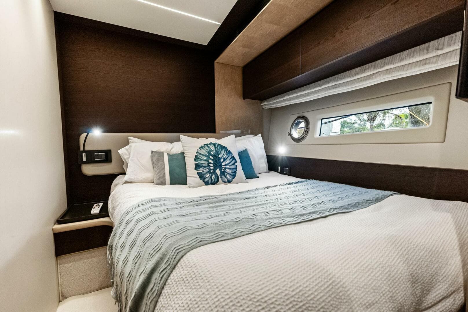 2017 Azimut 72 Flybridge