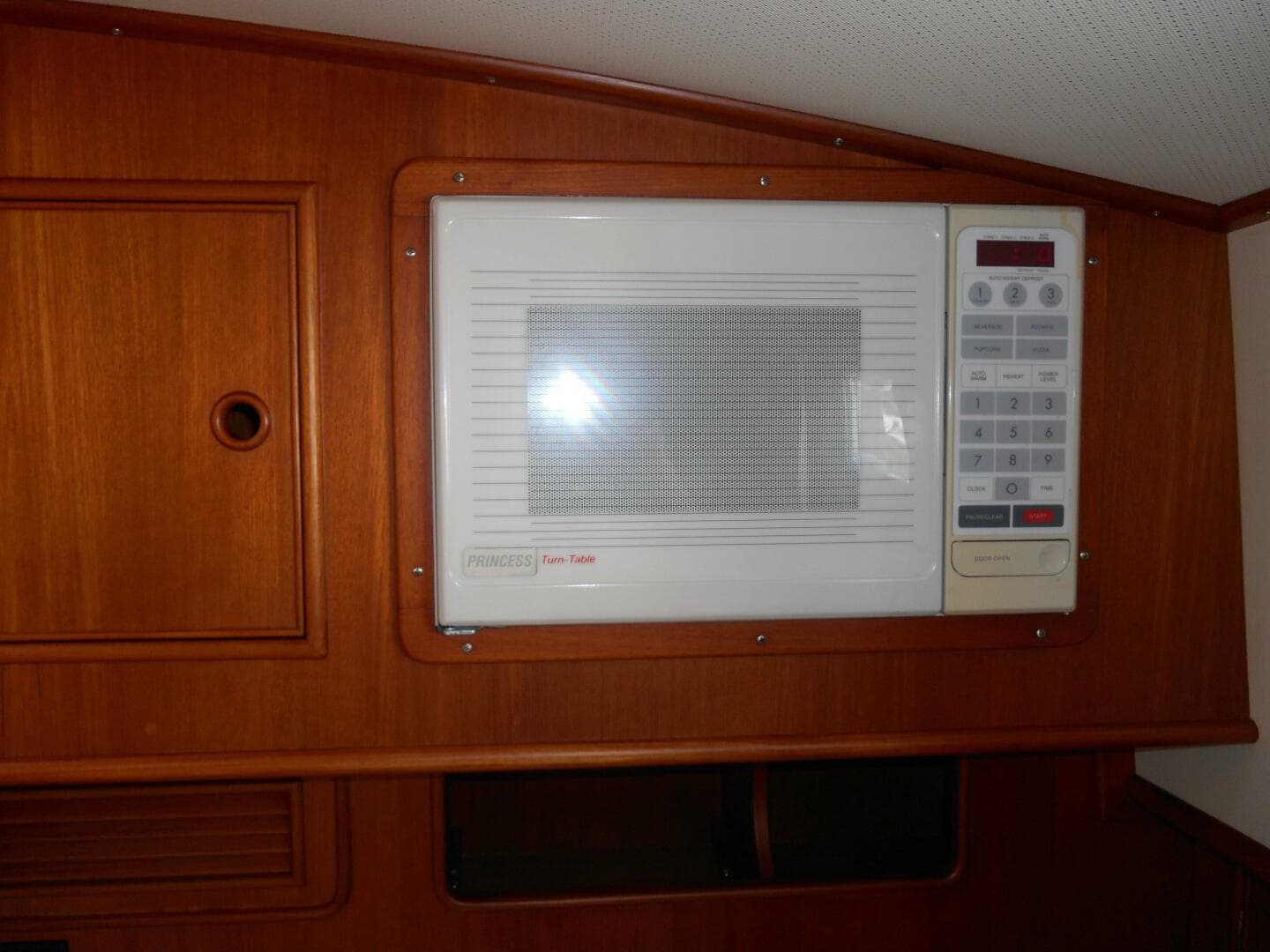 1999 Grand Banks 38 Eastbay EX