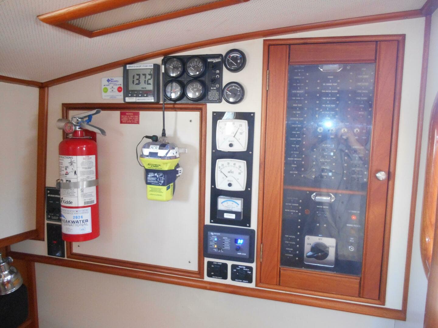 1999 Grand Banks 38 Eastbay EX