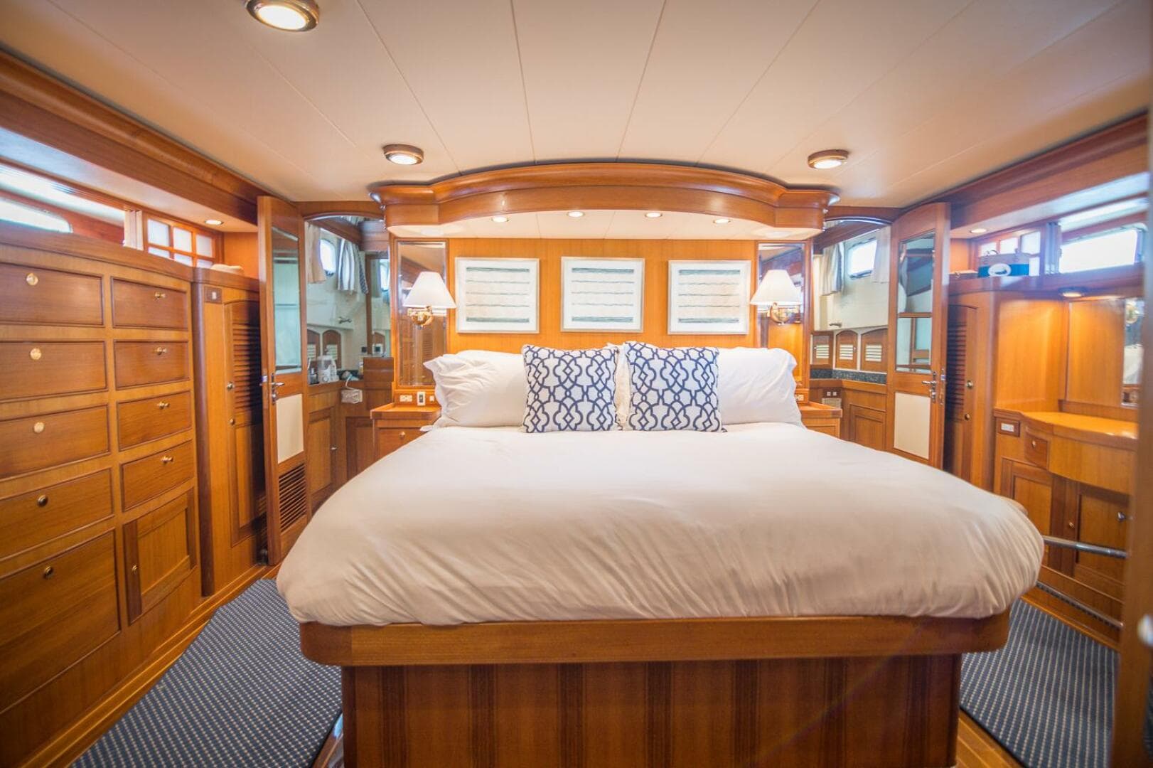 2008 Marlow Explorer 70E