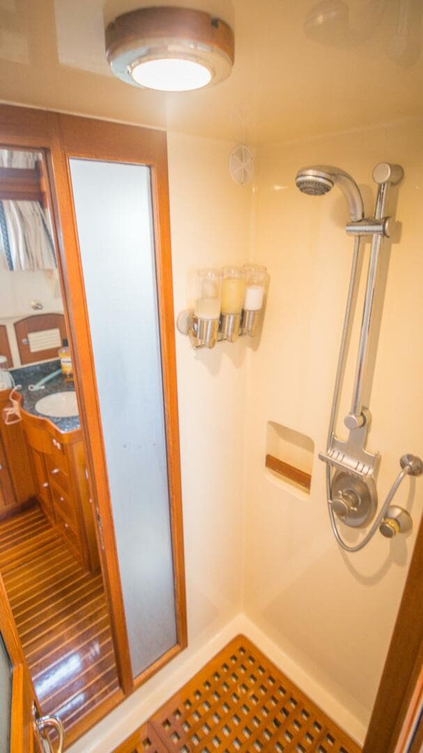 2008 Marlow Explorer 70E