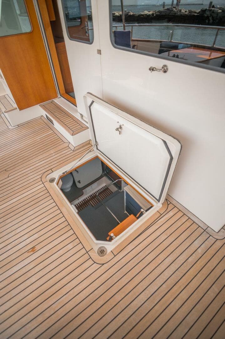 2008 Marlow Explorer 70E