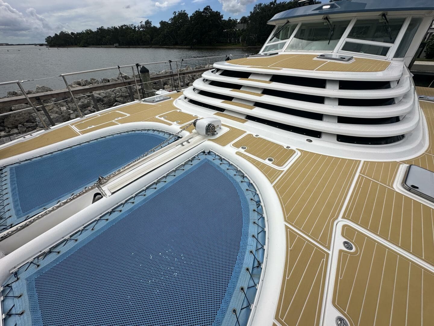 2007 Manta 44 Power Cat 'Lah De Dah' - Foredeck