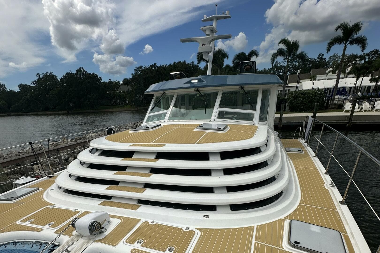 2007 Manta 44 Power Cat 'Lah De Dah' - Foredeck