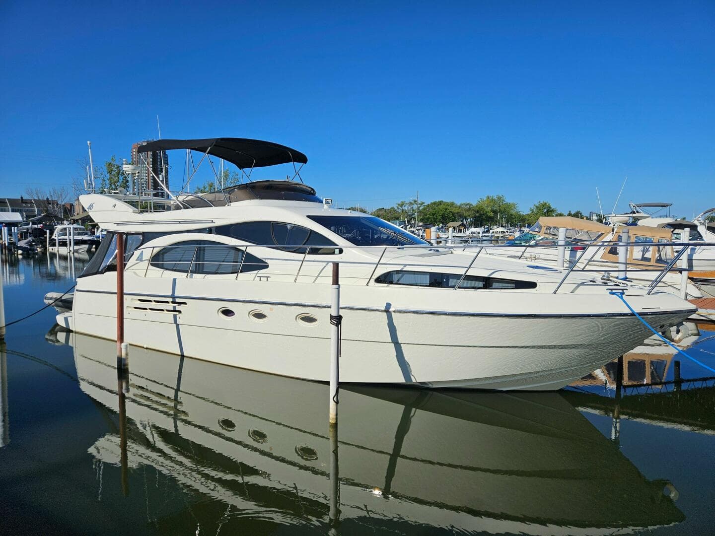 2003 Azimut 46 Motor Yacht