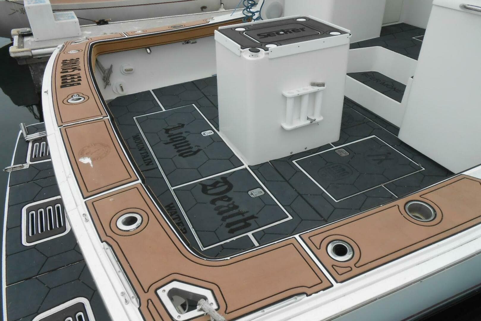 2004 Topaz 32 Express