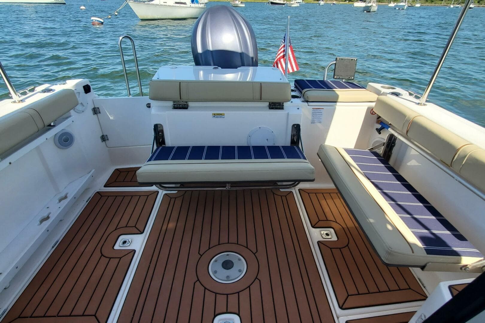 2024 Ranger Tugs R-27 LE