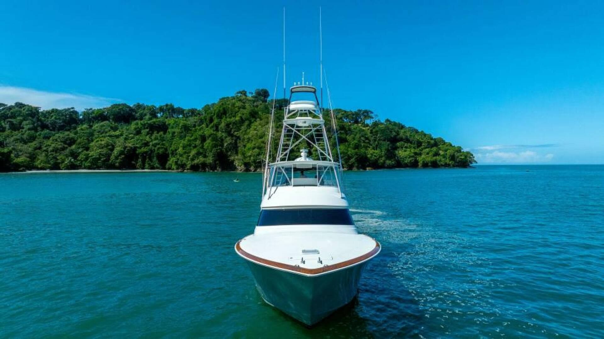 2017 62 Viking Convertible - Offensive