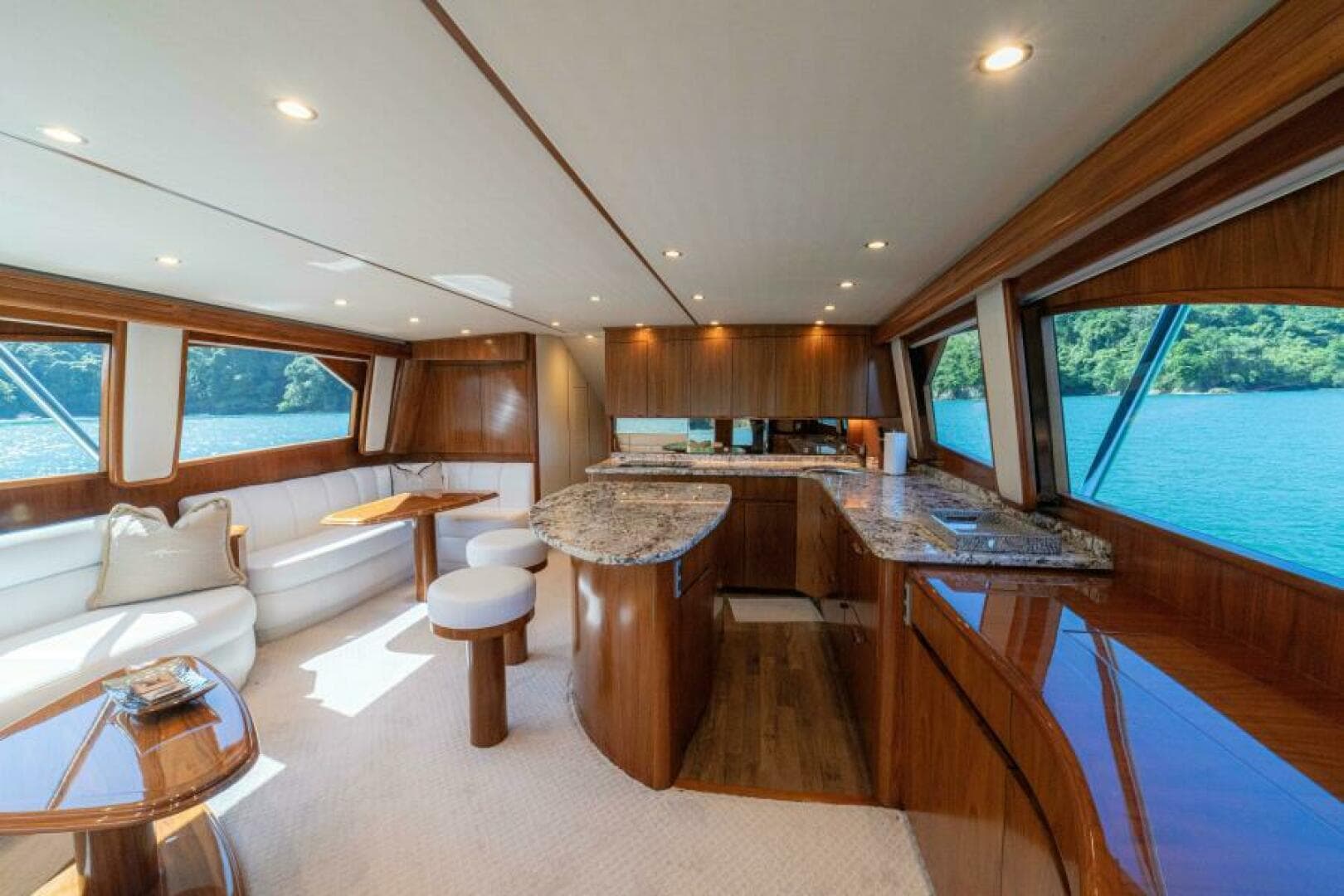 2017 62 Viking Convertible - Offensive