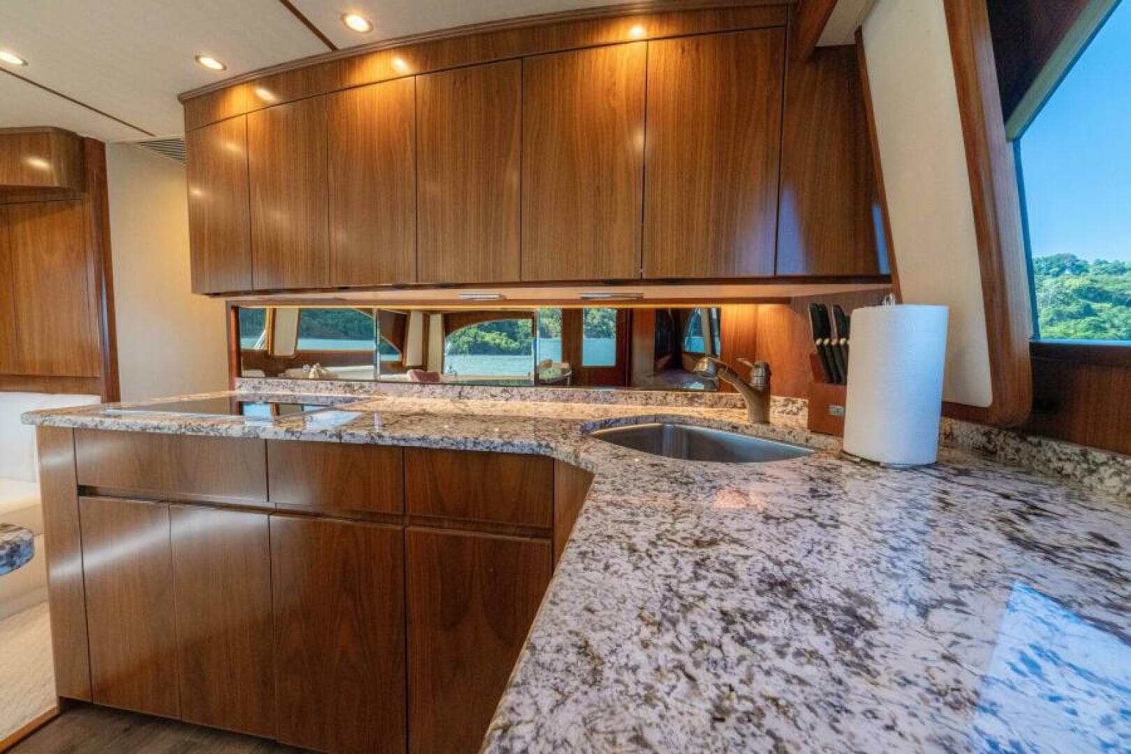 2017 62 Viking Convertible - Offensive