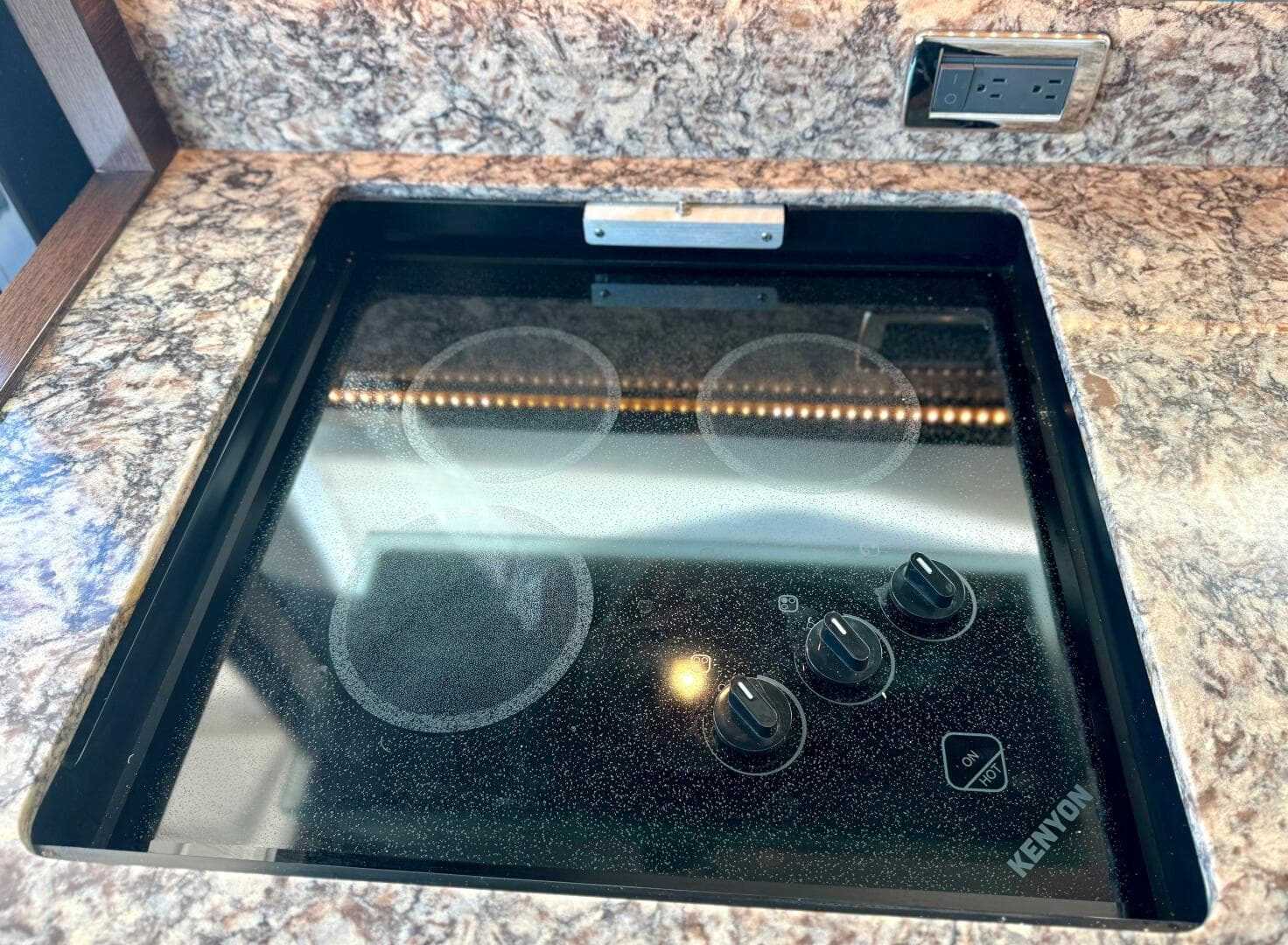 2017 Tiara Yachts 53 Coupe