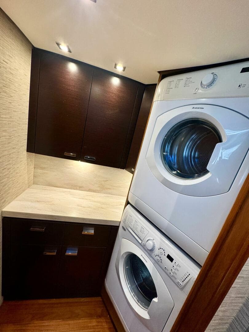 2017 Tiara Yachts 53 Coupe