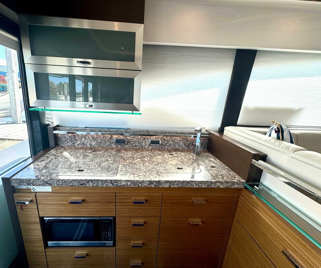 2017 Tiara Yachts 53 Coupe