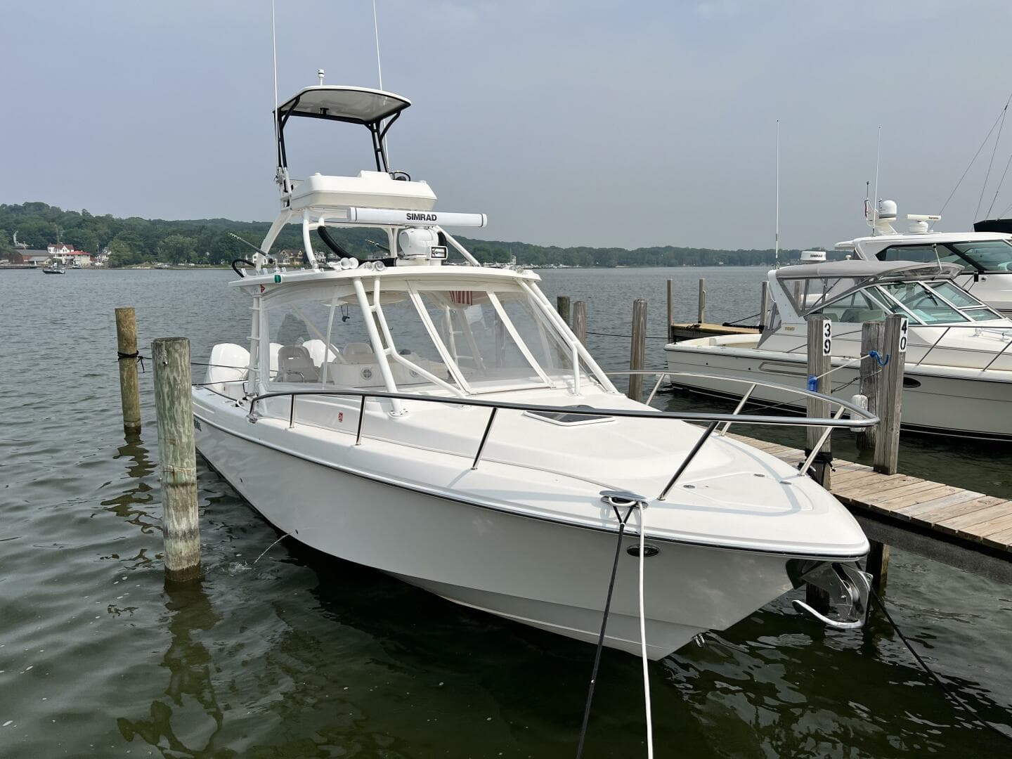 2012 Everglades 350 LX