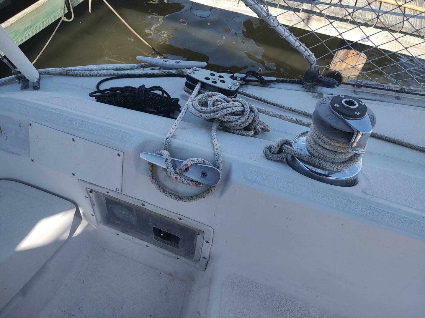 1987 Hunter 37 Legend