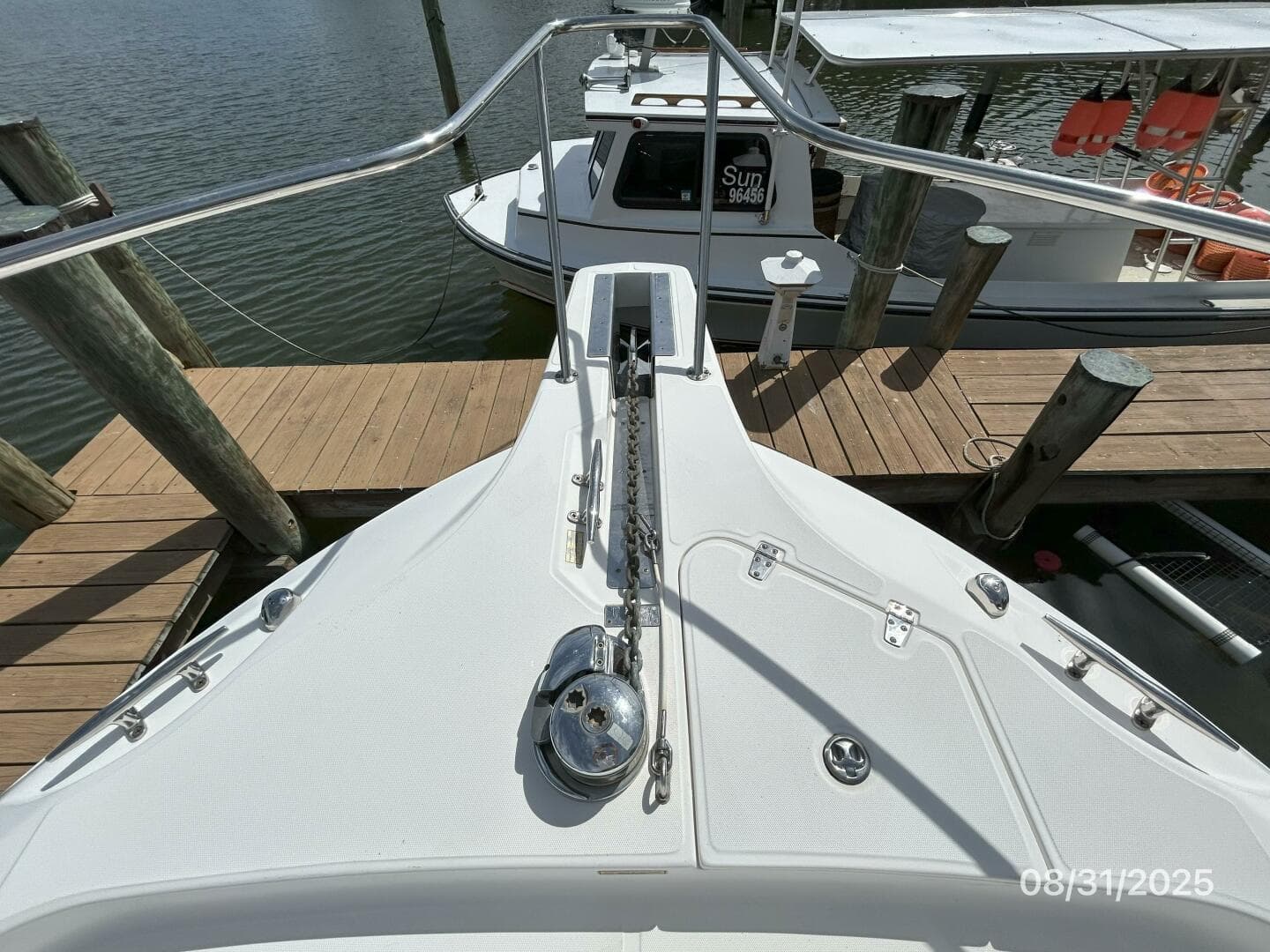31' Boston Whaler anchor windlass
