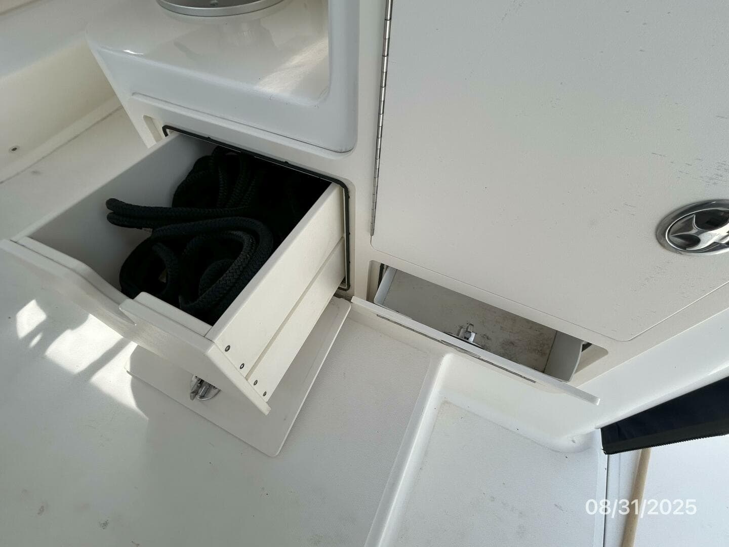 31' Boston Whaler upper deck storage