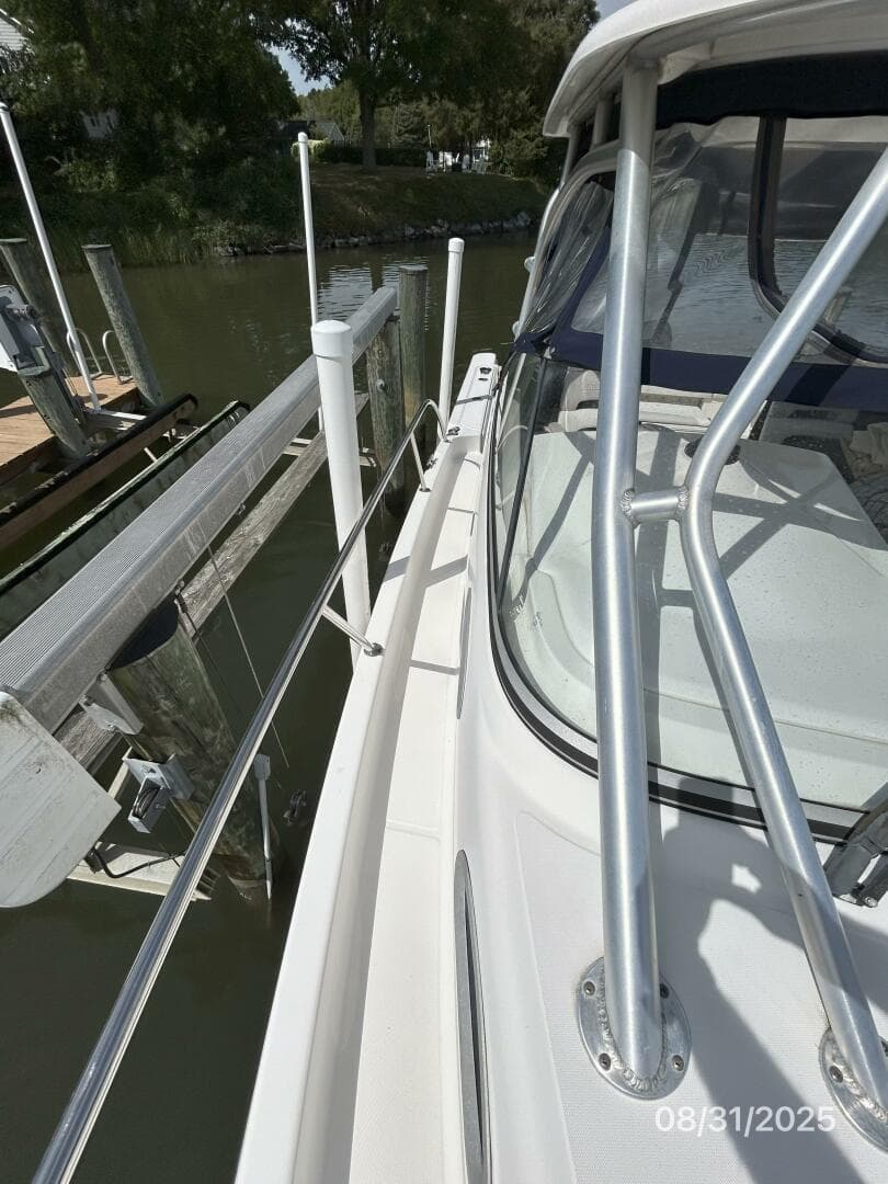 31' Boston Whaler starboard side deck1 