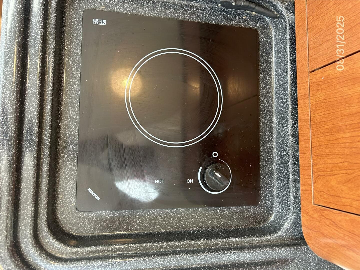 31' Boston Whaler galley cooktop