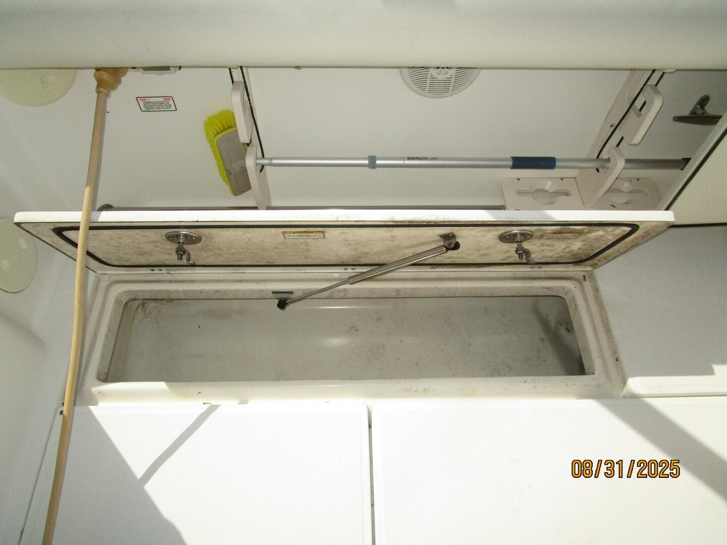 31' Boston Whaler cockpit starboard storage