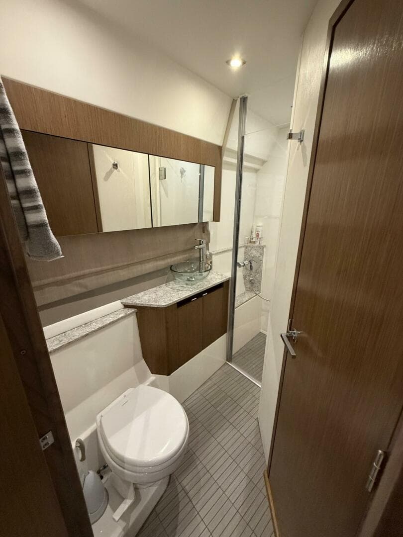 2018 Sea Ray 460 Sundancer