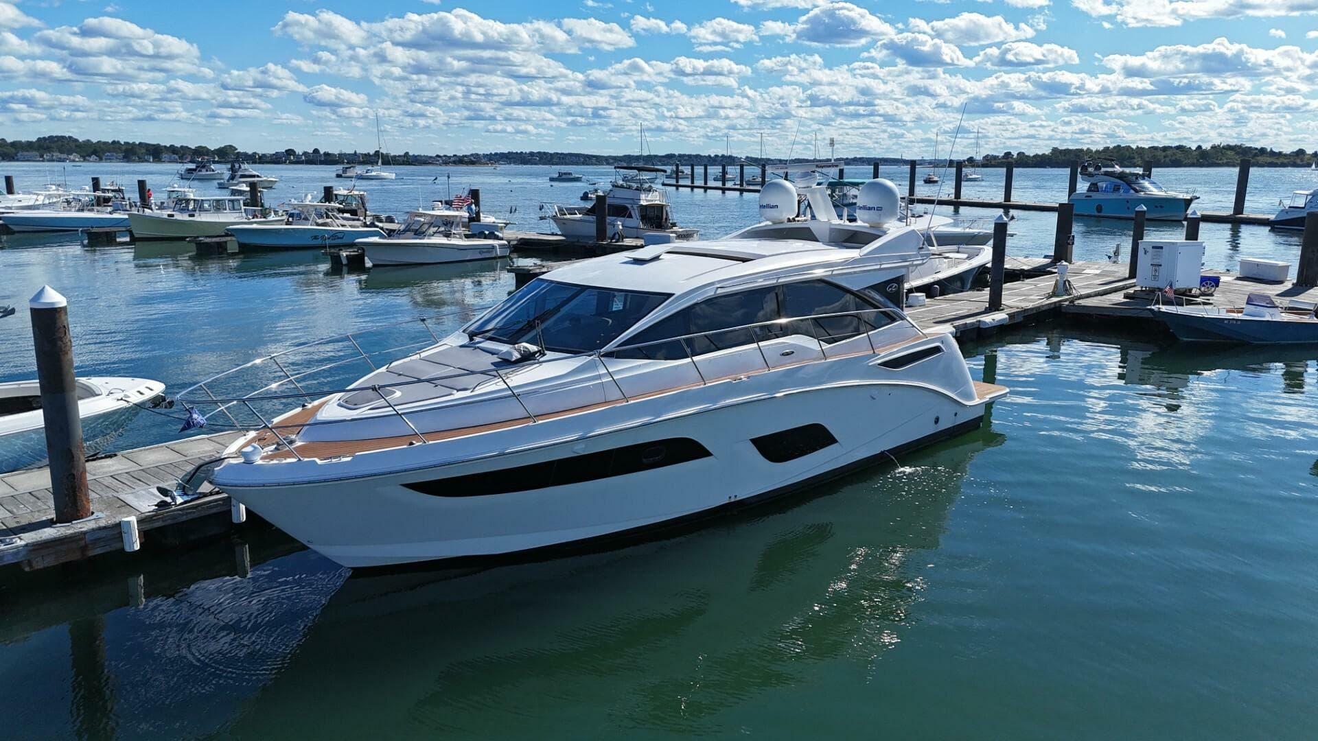 2018 Sea Ray 460 Sundancer