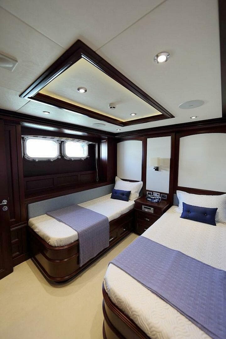 2017 Custom Dauntless