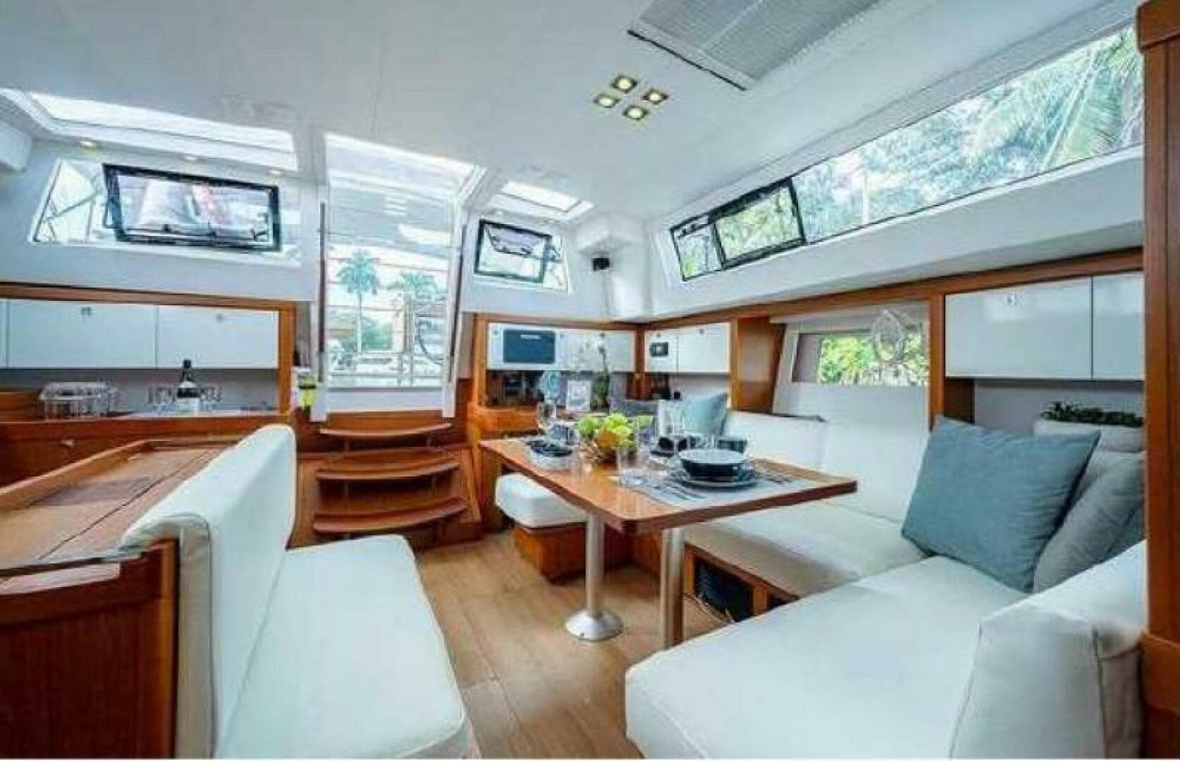 2014 Beneteau Sense 55