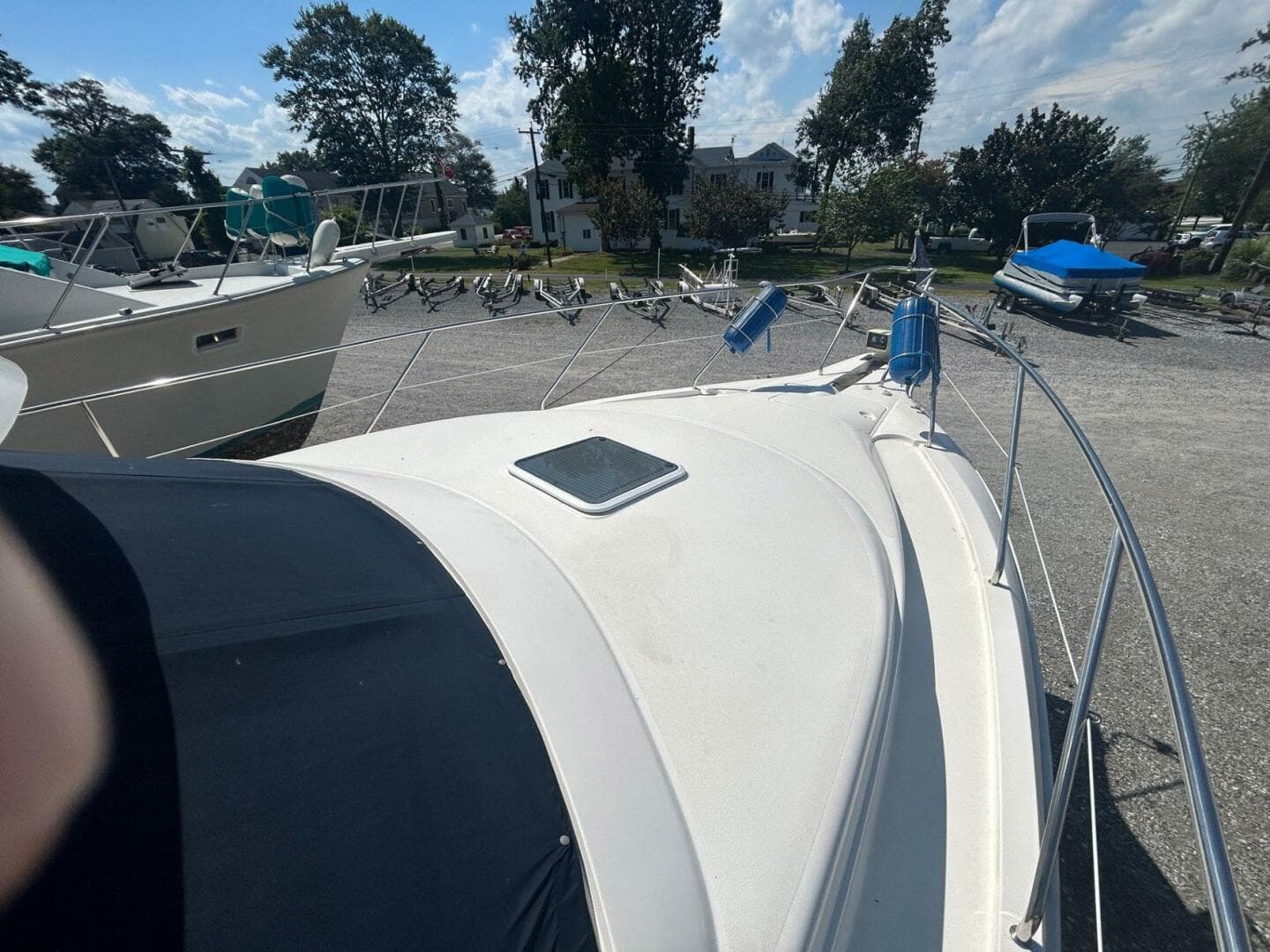 2000 Silverton 352 Motor Yacht