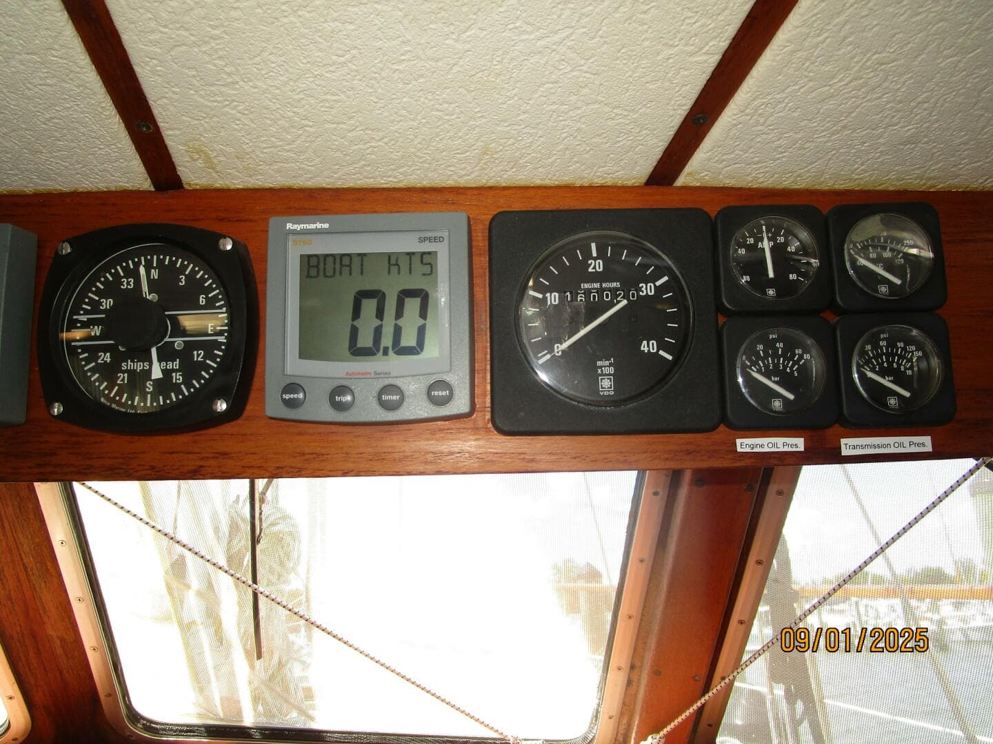 40' Nauticat pilothouse overhead electronics2