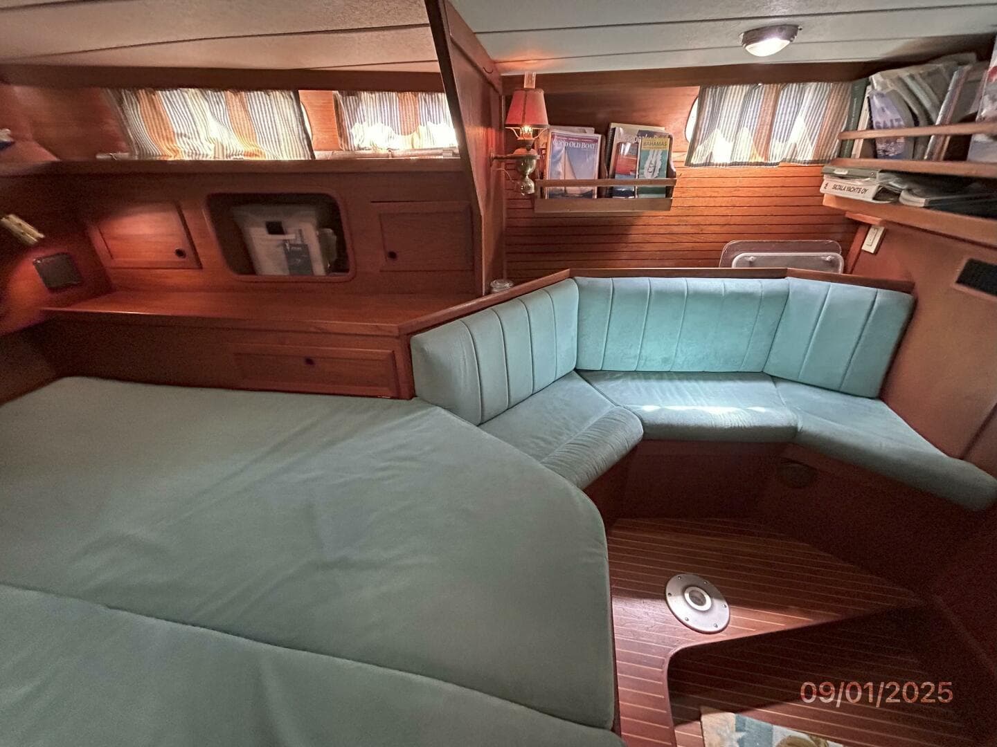 40' Nauticat master stateroom port