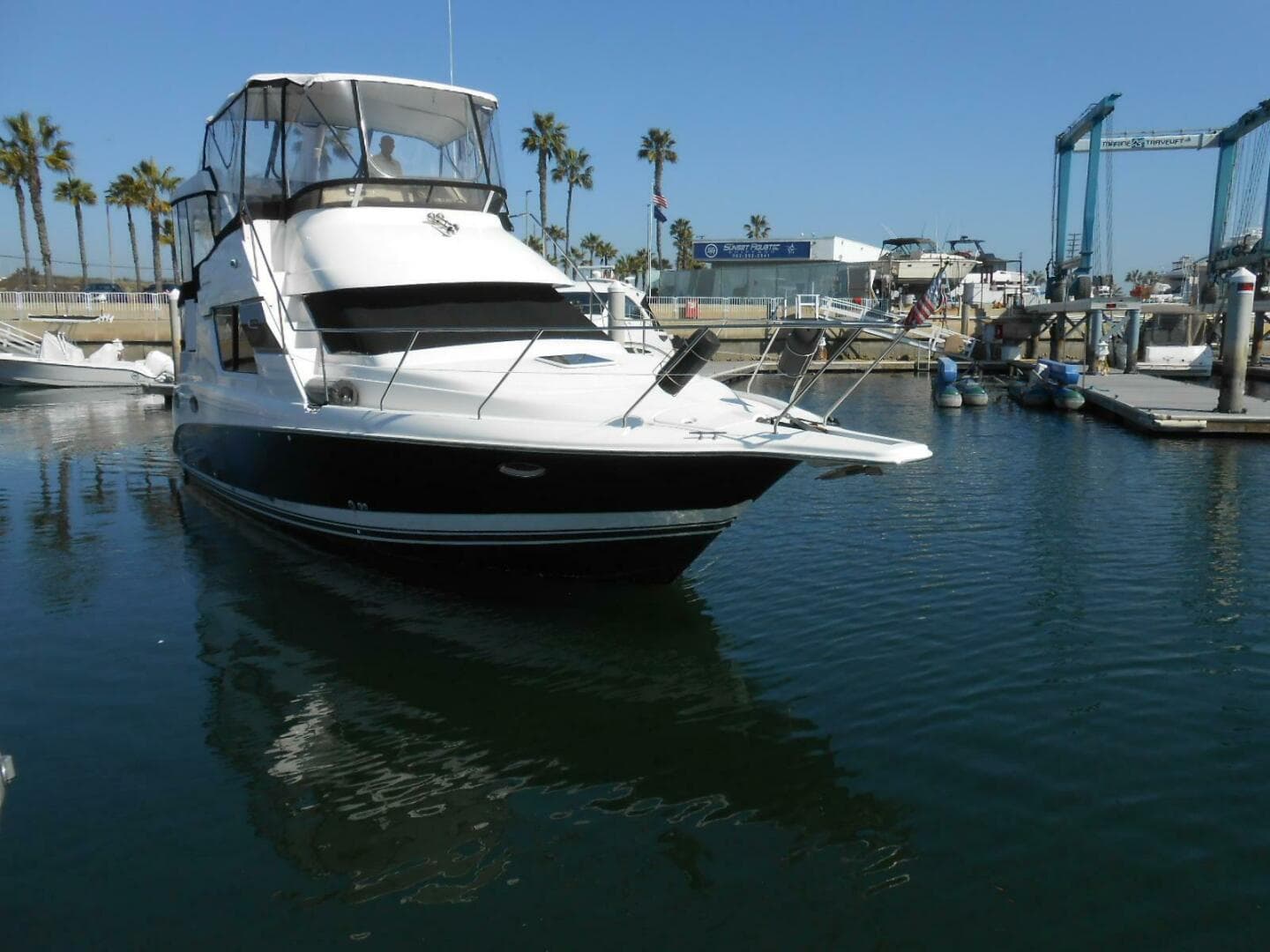 1999 Silverton 352 MY