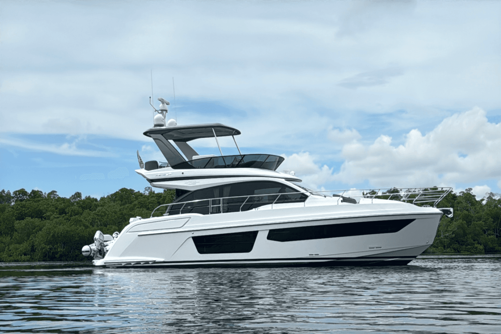 2023 Azimut 53 FLY