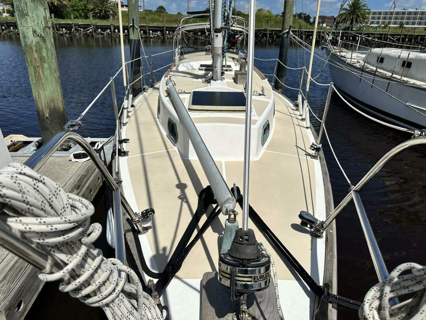 1982 Cape Dory 30